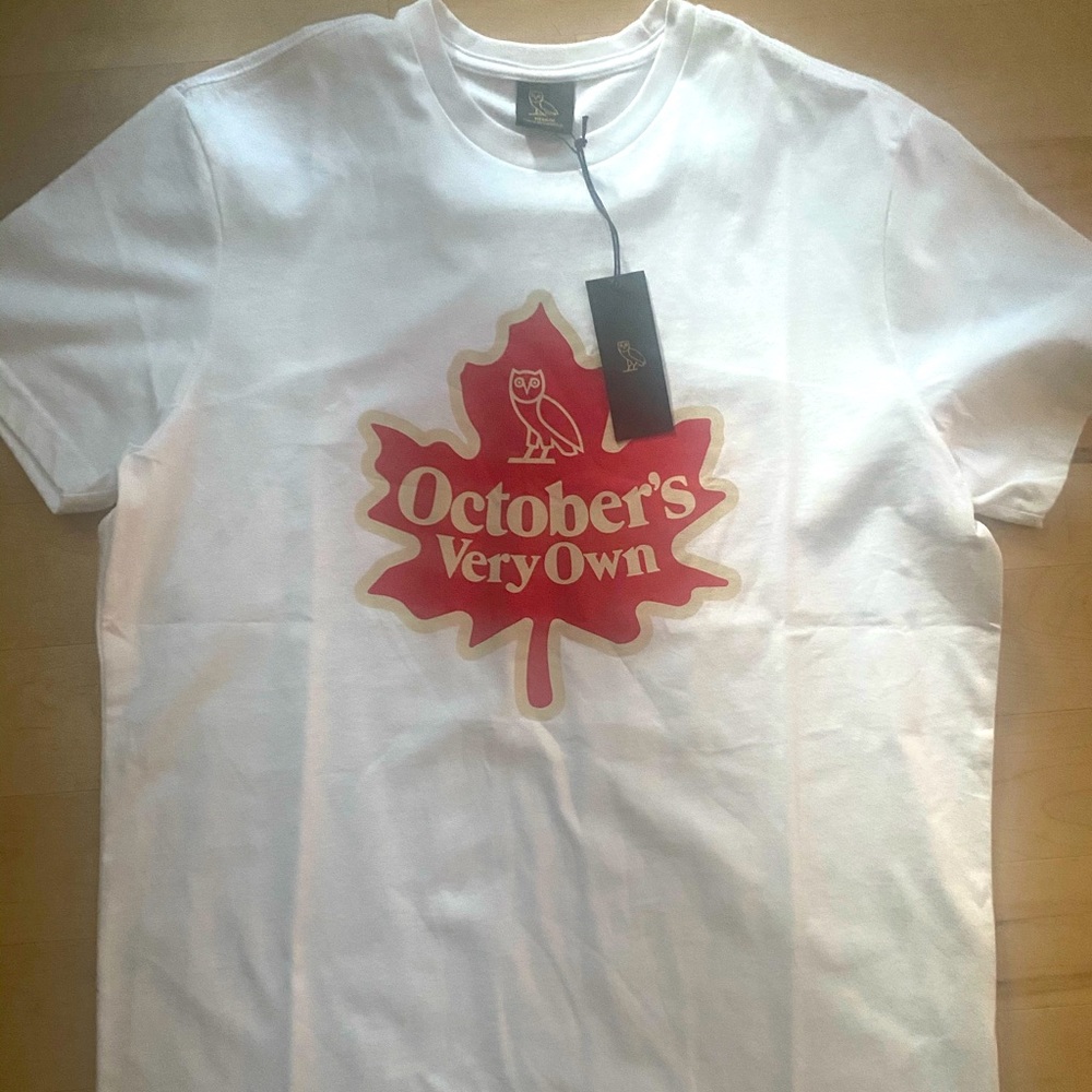 October’s Very Own Canada Heritage Tee size M